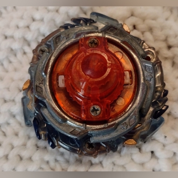 Takara Tomy Hasbro Beyblade BURST B-79  Drain Fafnir Gold Blue Toy - Picture 2 of 4